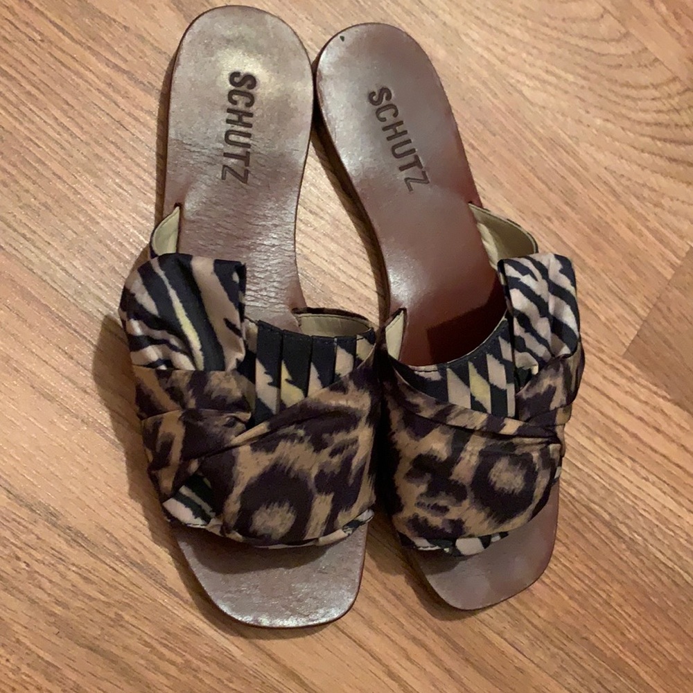 Schutz Slides Size 6 Leopard Print Detailing - image 1